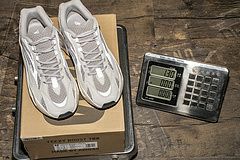 Picture of Yeezy 700 _SKUfc4221265fc